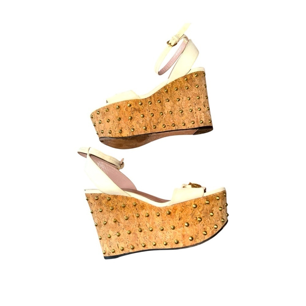 ▶️ Gucci ◀️ Liliane Suede Cork Cream and Gold Studded Sandals. Size 38 - Picture 5 of 16